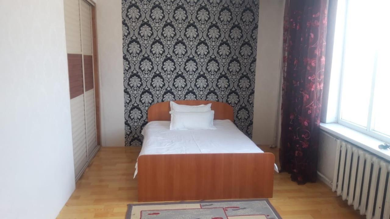 Bulbul Jamak Travel Hostel Olgii Exterior foto